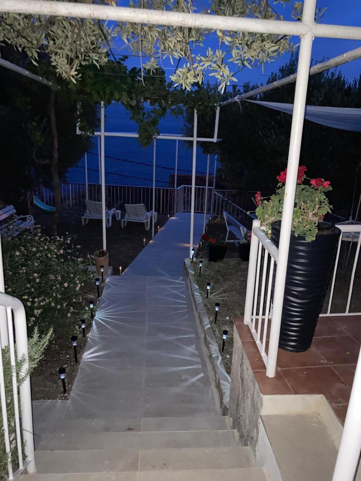Apartment Panorama - Amazing Sea View, Newly Renovated Dugi Rat Exterior photo